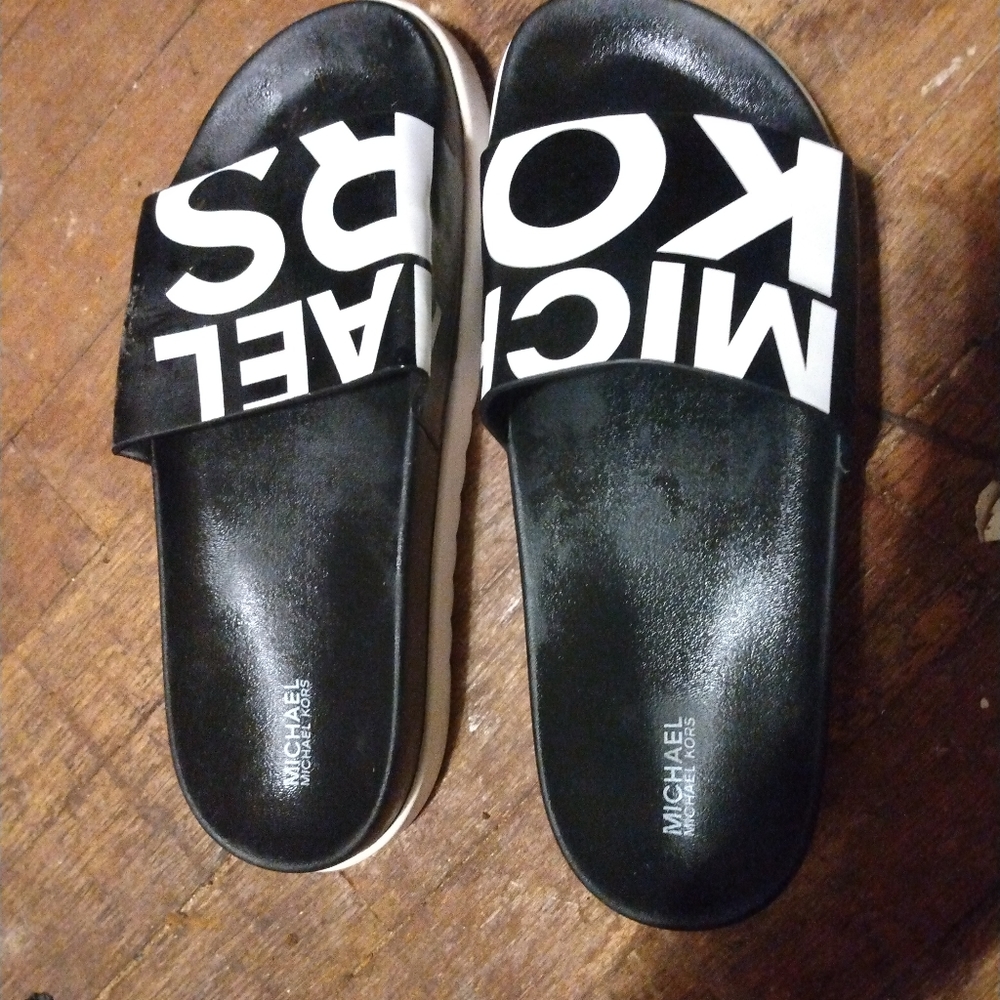 Micheal Kors Slides